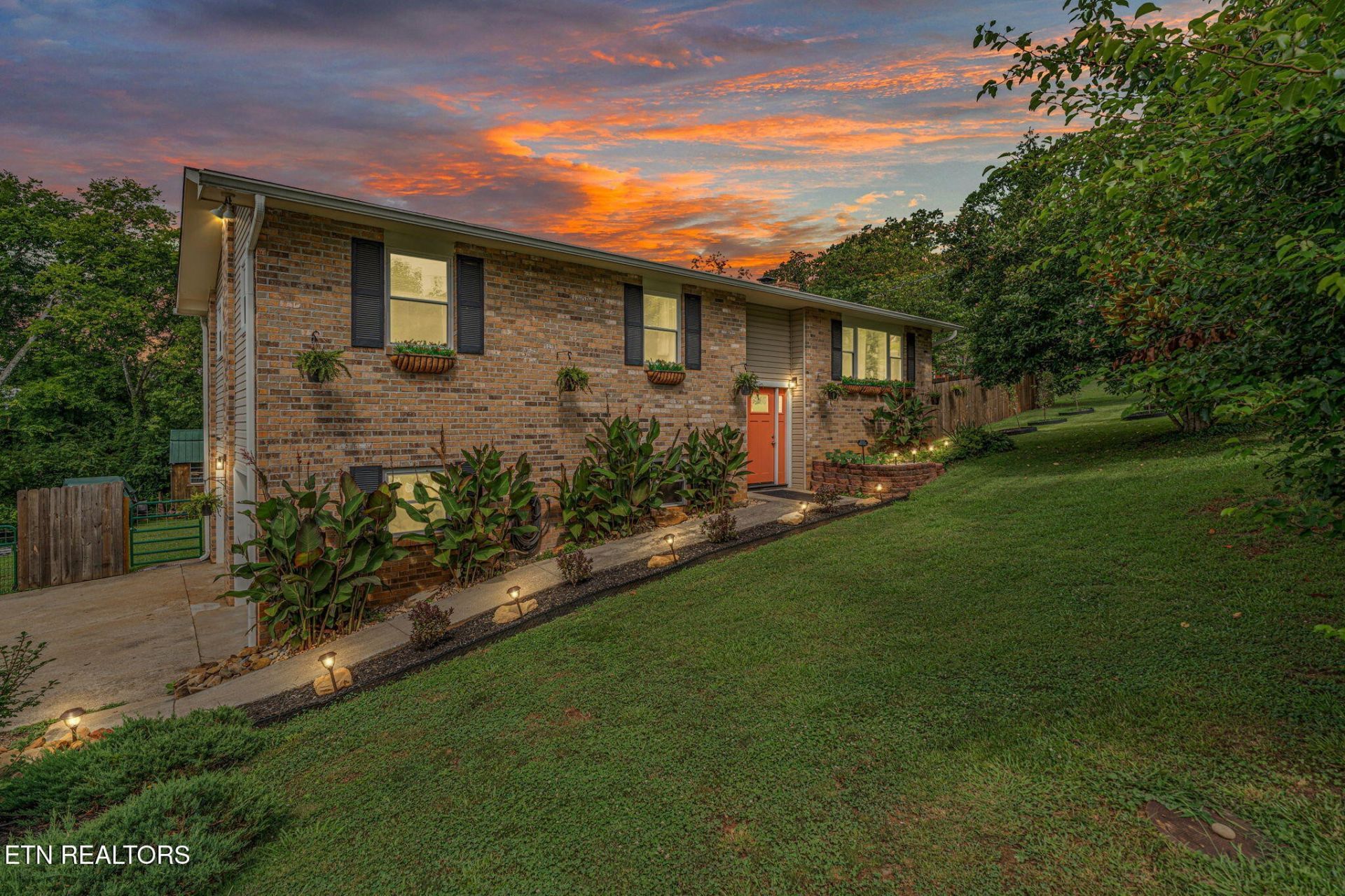 508 Chisum Tr , Seymour, TN 37865 Main Photo