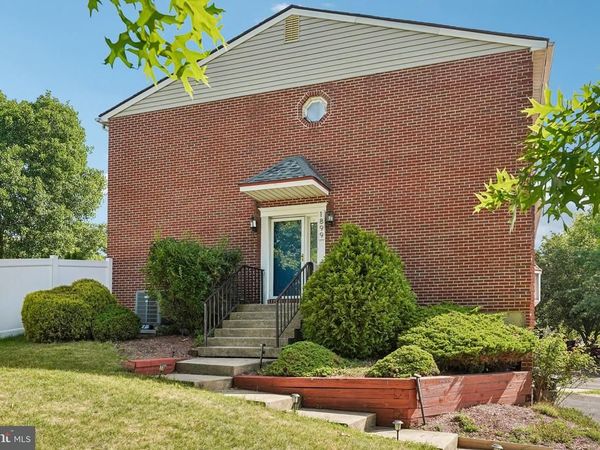 1899 GEORGIA DRIVE , WHITEHALL, PA 18052