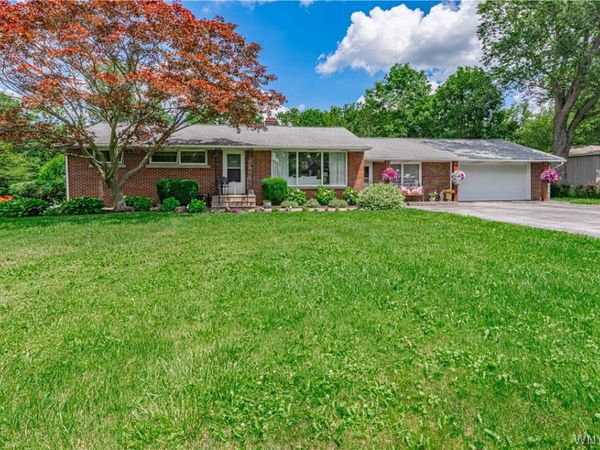 7174 Chestnut Ridge Road , Lockport, NY 14094