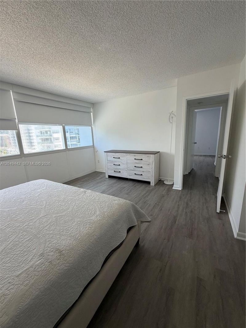 1420 Brickell Bay Dr, Unit 1005C, Miami, FL 33131 Photo
