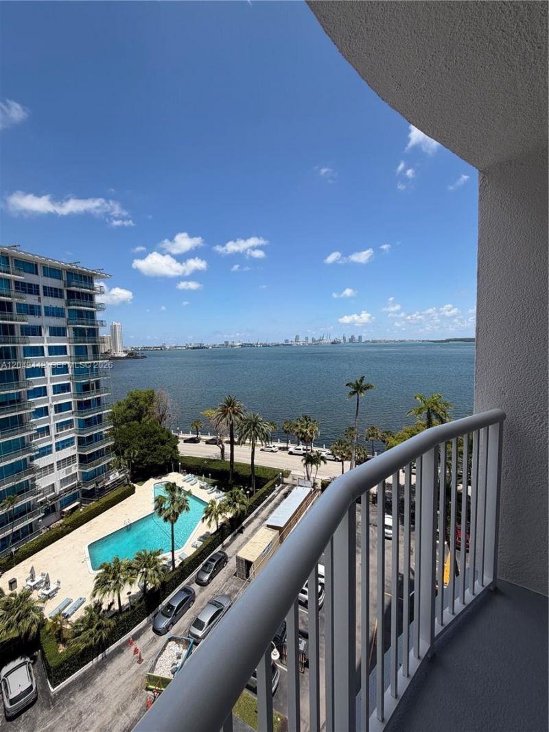 1420 Brickell Bay Dr, Unit 1005C, Miami, FL 33131 Photo