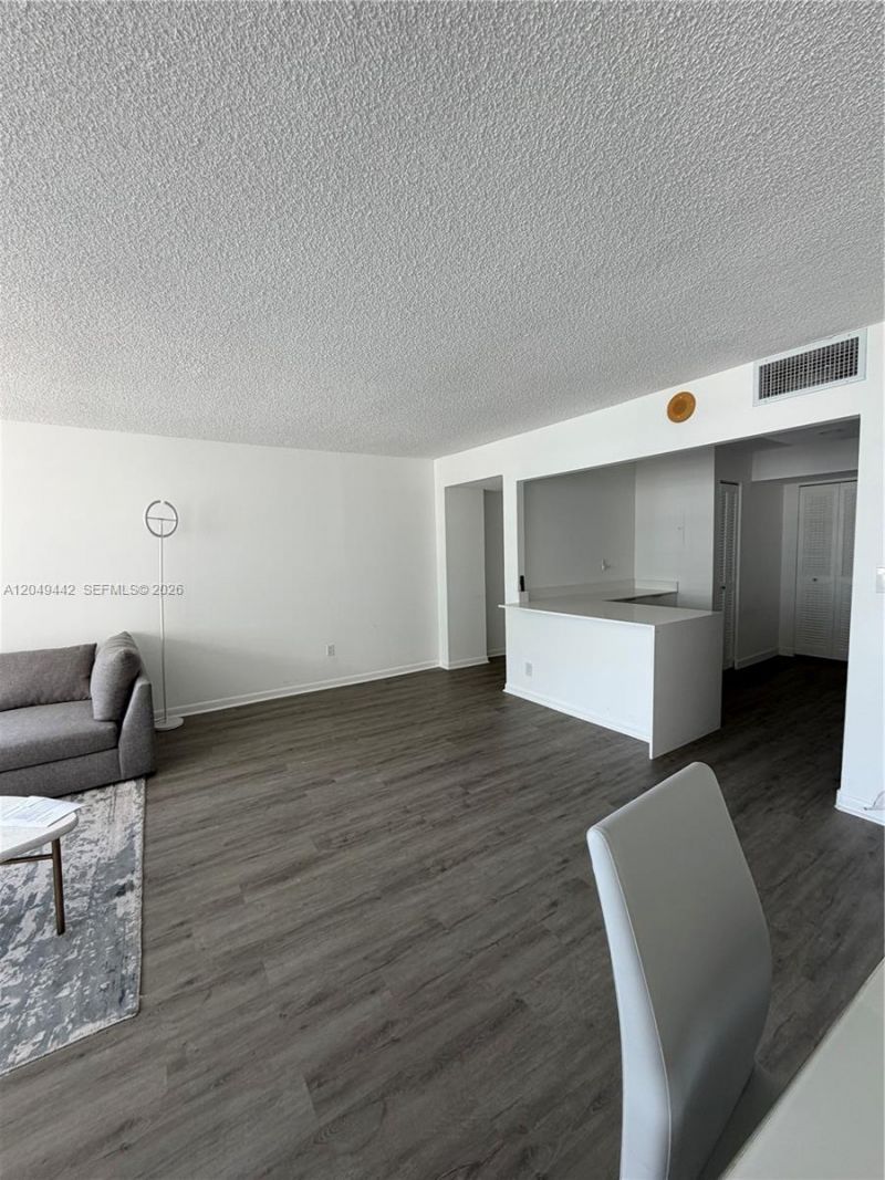 1420 Brickell Bay Dr, Unit 1005C, Miami, FL 33131 Photo