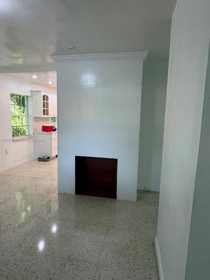 475 NE 164th St, Miami, FL 33162 Photo