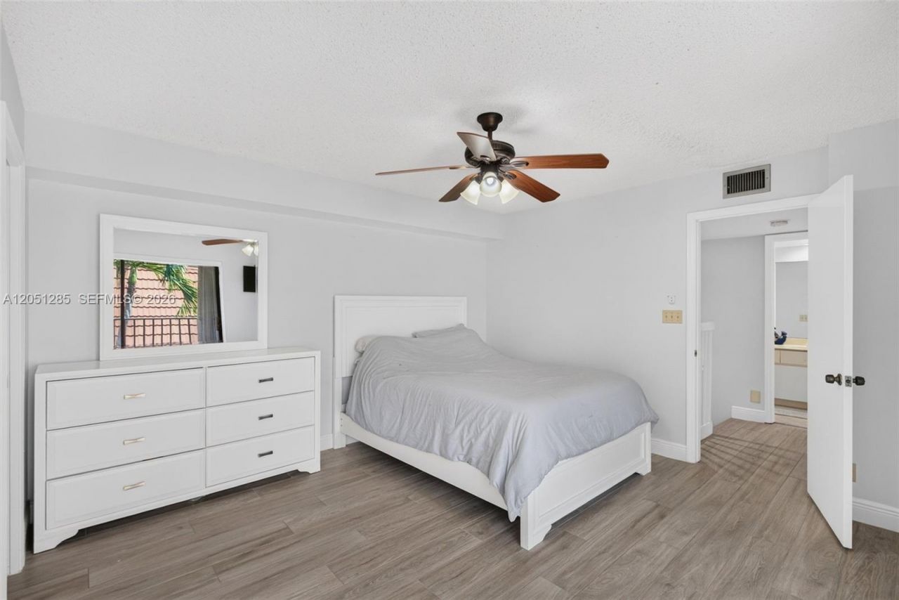 719 NW 98th Cir , Plantation, FL 33324 Photo