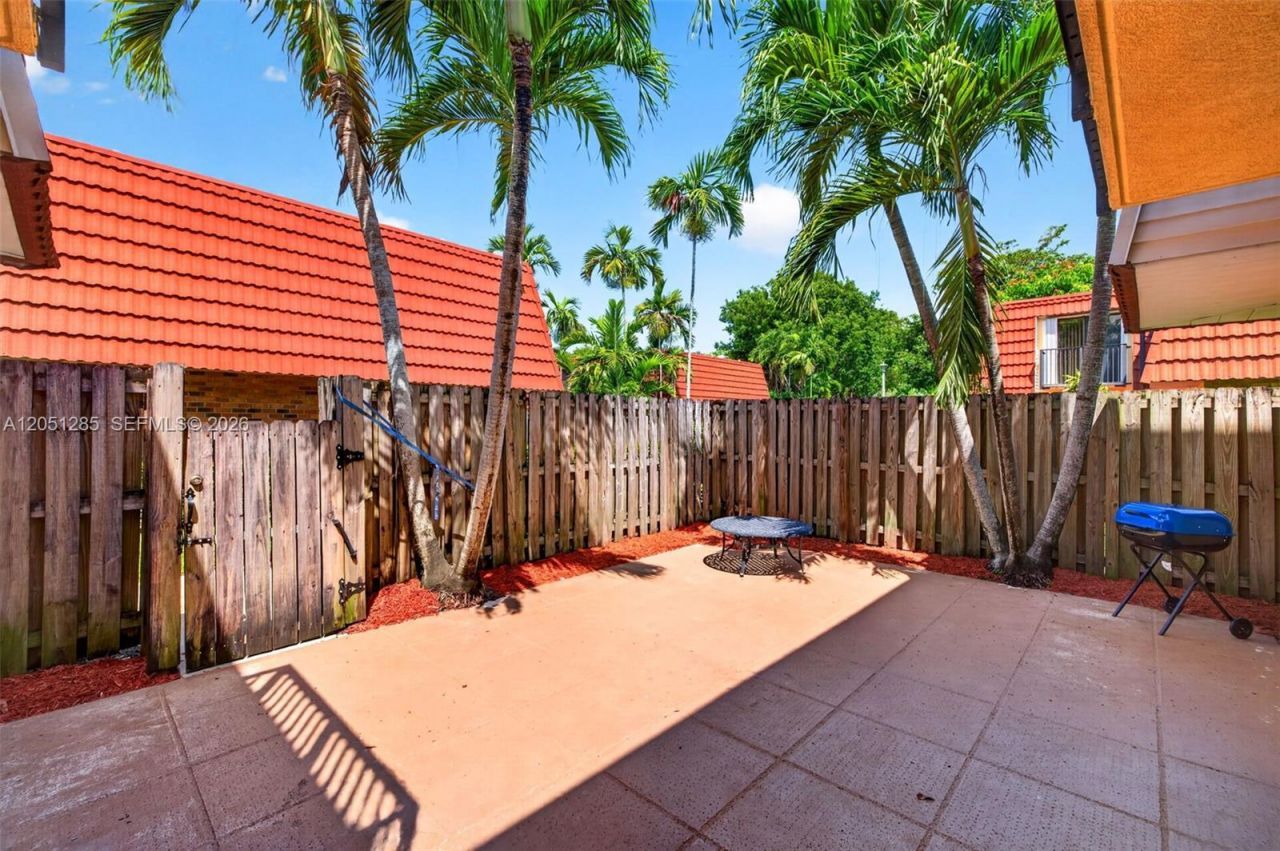 719 NW 98th Cir , Plantation, FL 33324 Photo