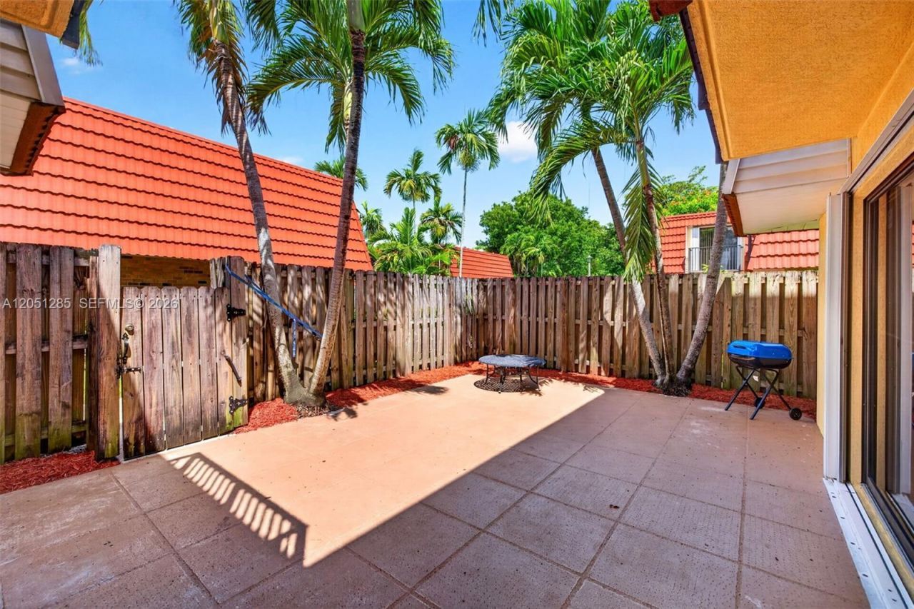 719 NW 98th Cir , Plantation, FL 33324 Photo
