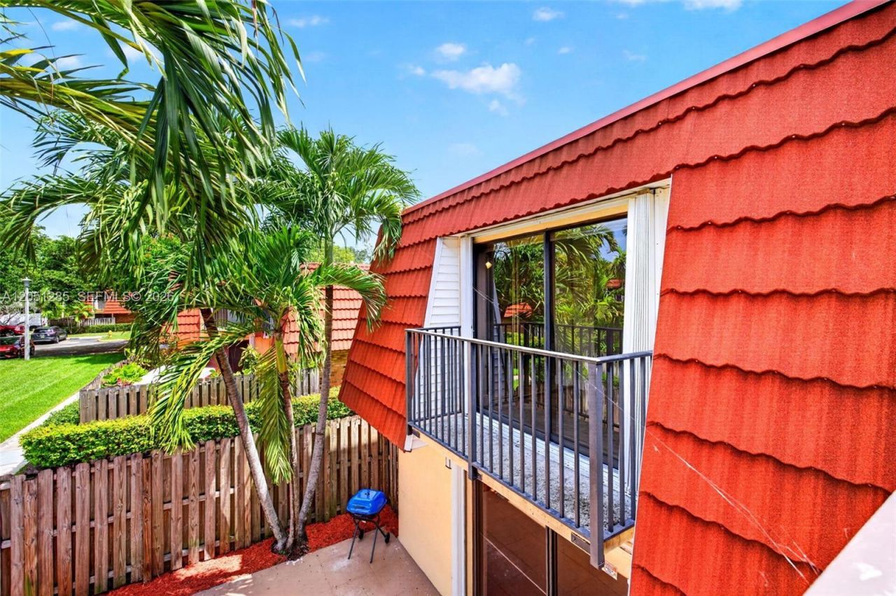 719 NW 98th Cir , Plantation, FL 33324 Photo