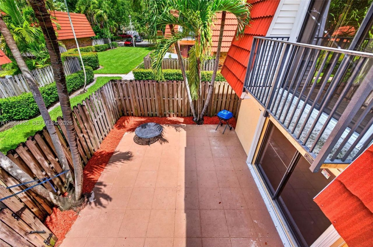 719 NW 98th Cir , Plantation, FL 33324 Photo