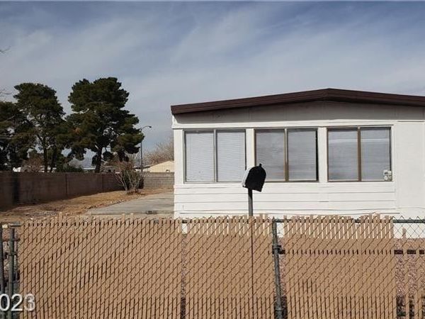 5556 Everglade Street , Las Vegas, NV 89142