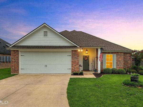 2054 Briar Hollow, Shreveport, LA 71118