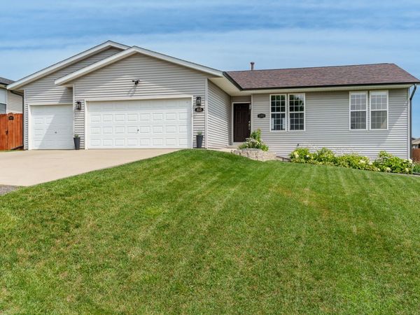 853 Goosedown Drive , Roscoe, IL 61073