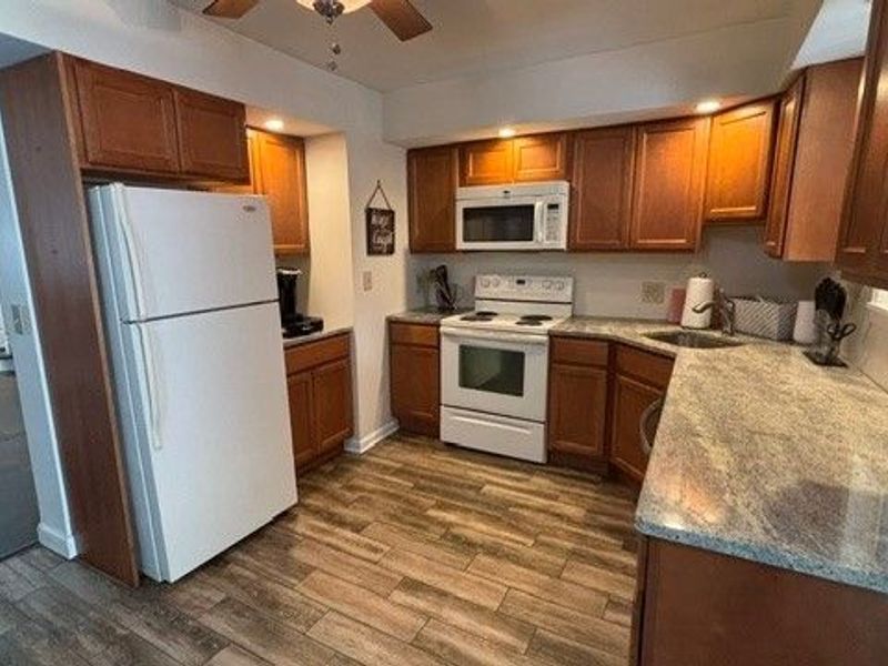1315 W Market Street, Akron, OH 44313 Photo 10