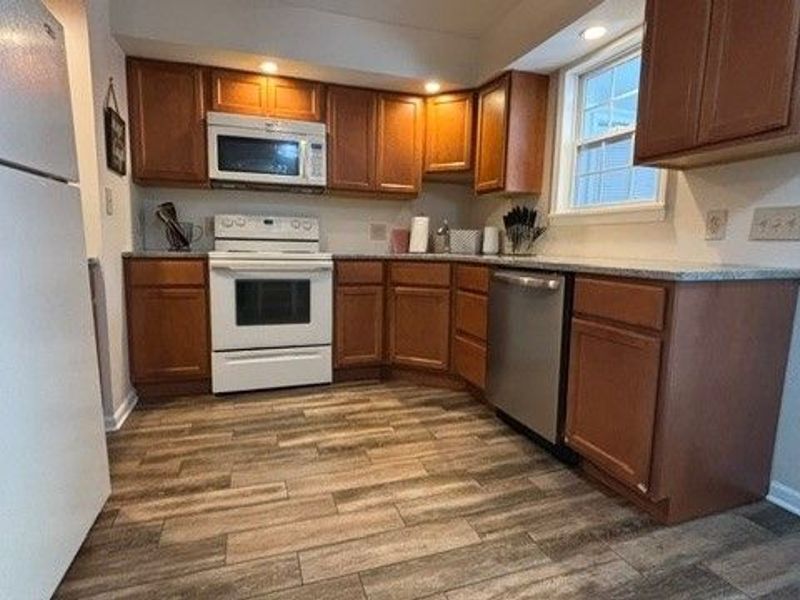 1315 W Market Street, Akron, OH 44313 Photo 8