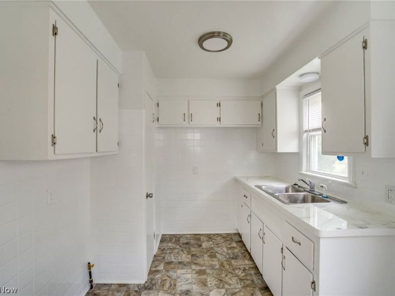 1343 Victory Drive, South Euclid, OH 44121 Photo 18