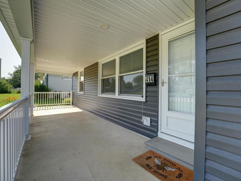 414 E Harmon Drive, Greenville, OH 45331 Photo 2