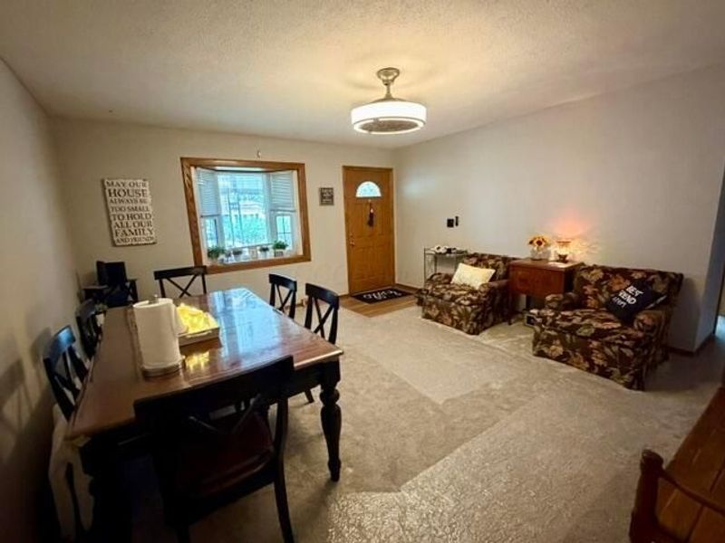 211 Walden Road, Heath, OH 43056 Photo 4