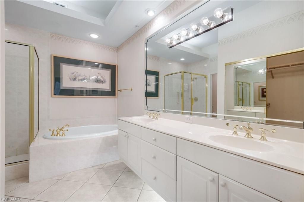2036 Cascades Dr , Unit 7, Naples, FL 34112 Photo