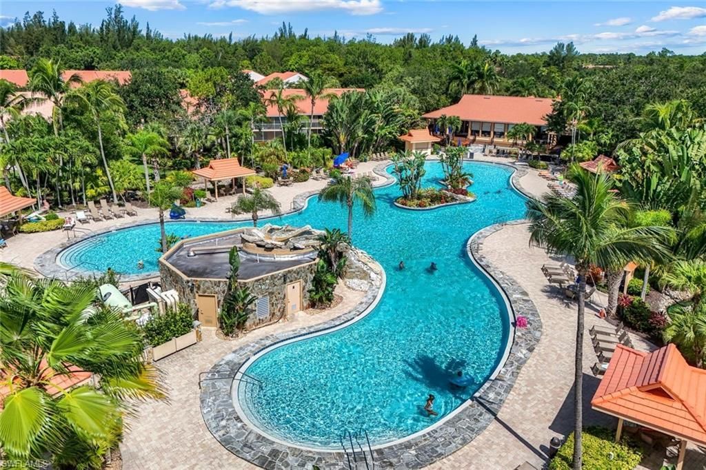 2036 Cascades Dr , Unit 7, Naples, FL 34112 Photo