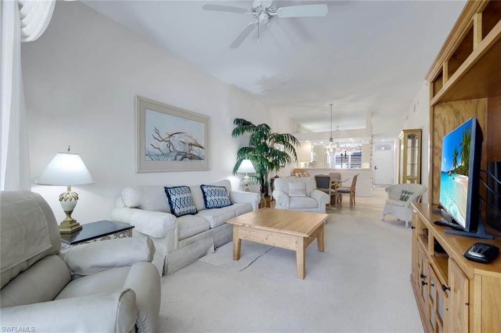 2036 Cascades Dr , Unit 7, Naples, FL 34112 Photo