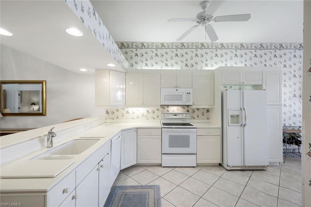 2036 Cascades Dr , Unit 7, Naples, FL 34112 Photo