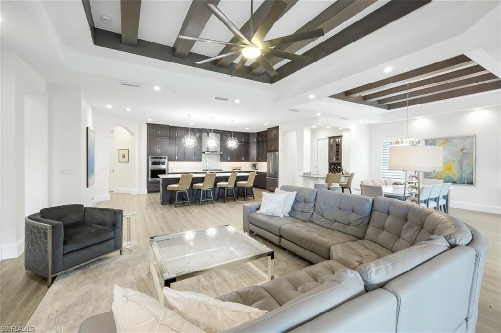 16358 Corsica Way , Unit 201, Naples, FL 34110 Photo