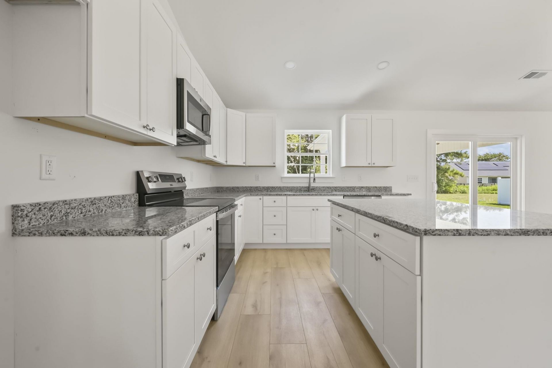 439 Pine Needle Dr. Photo 12