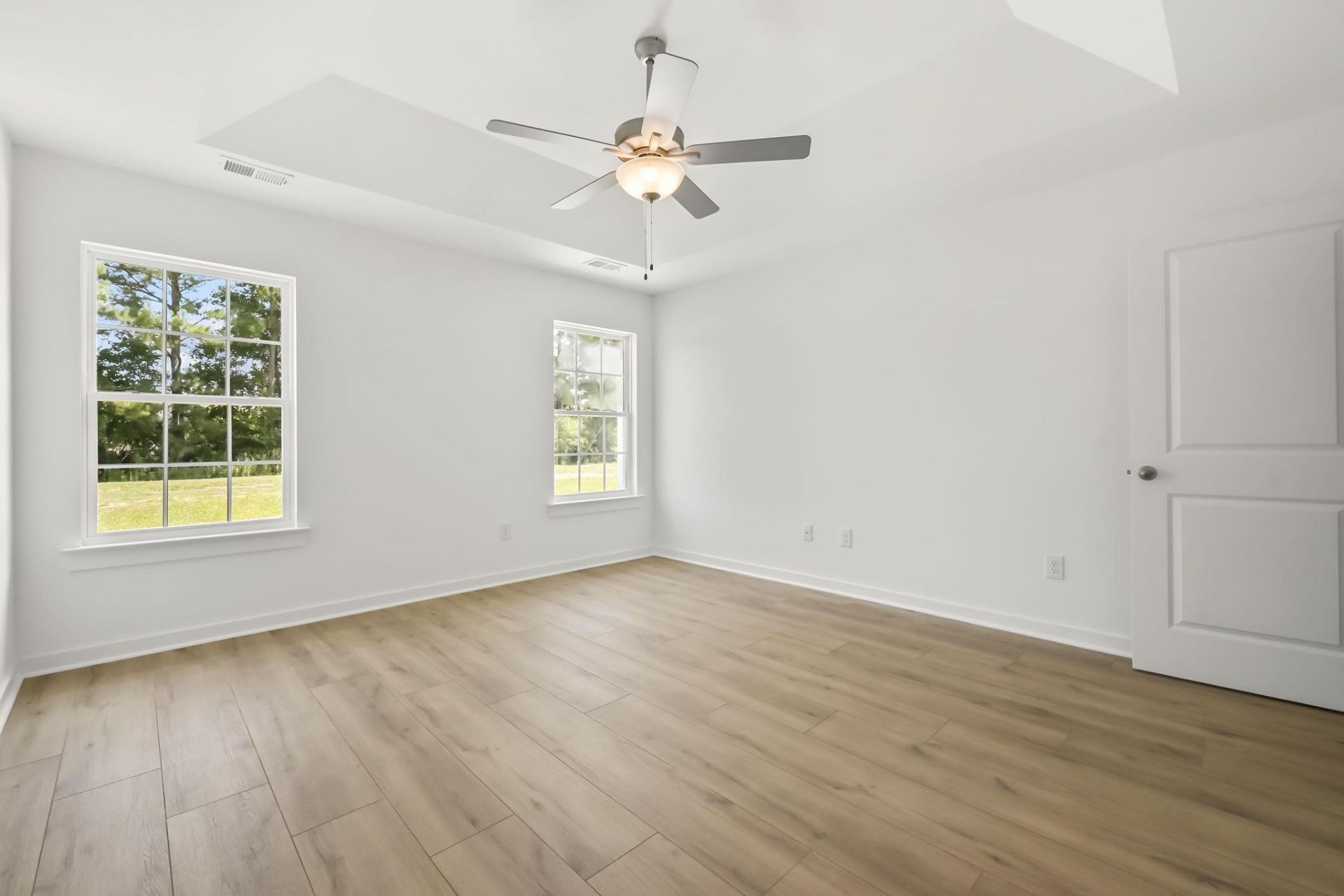 439 Pine Needle Dr. Photo 18