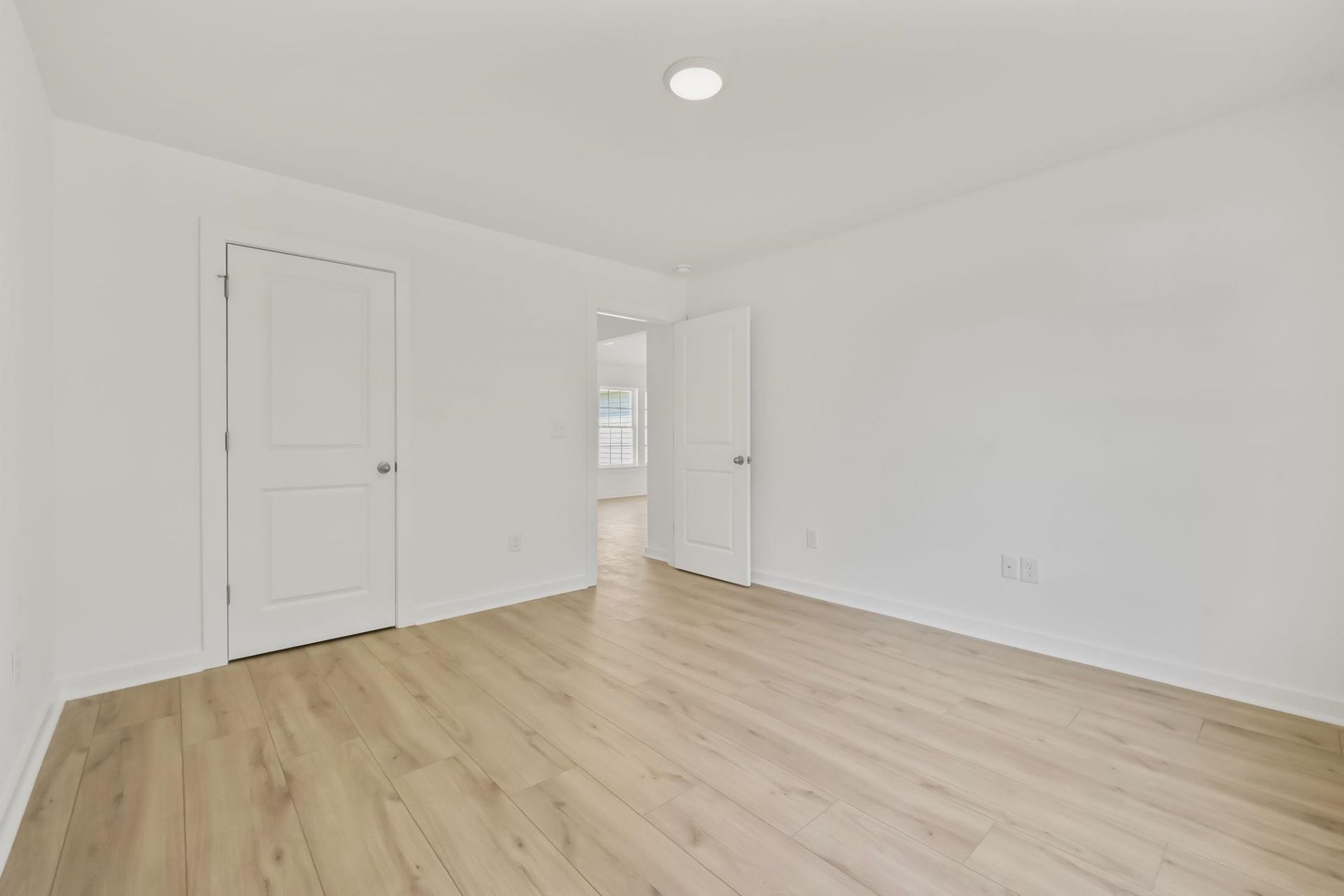 439 Pine Needle Dr. Photo 24