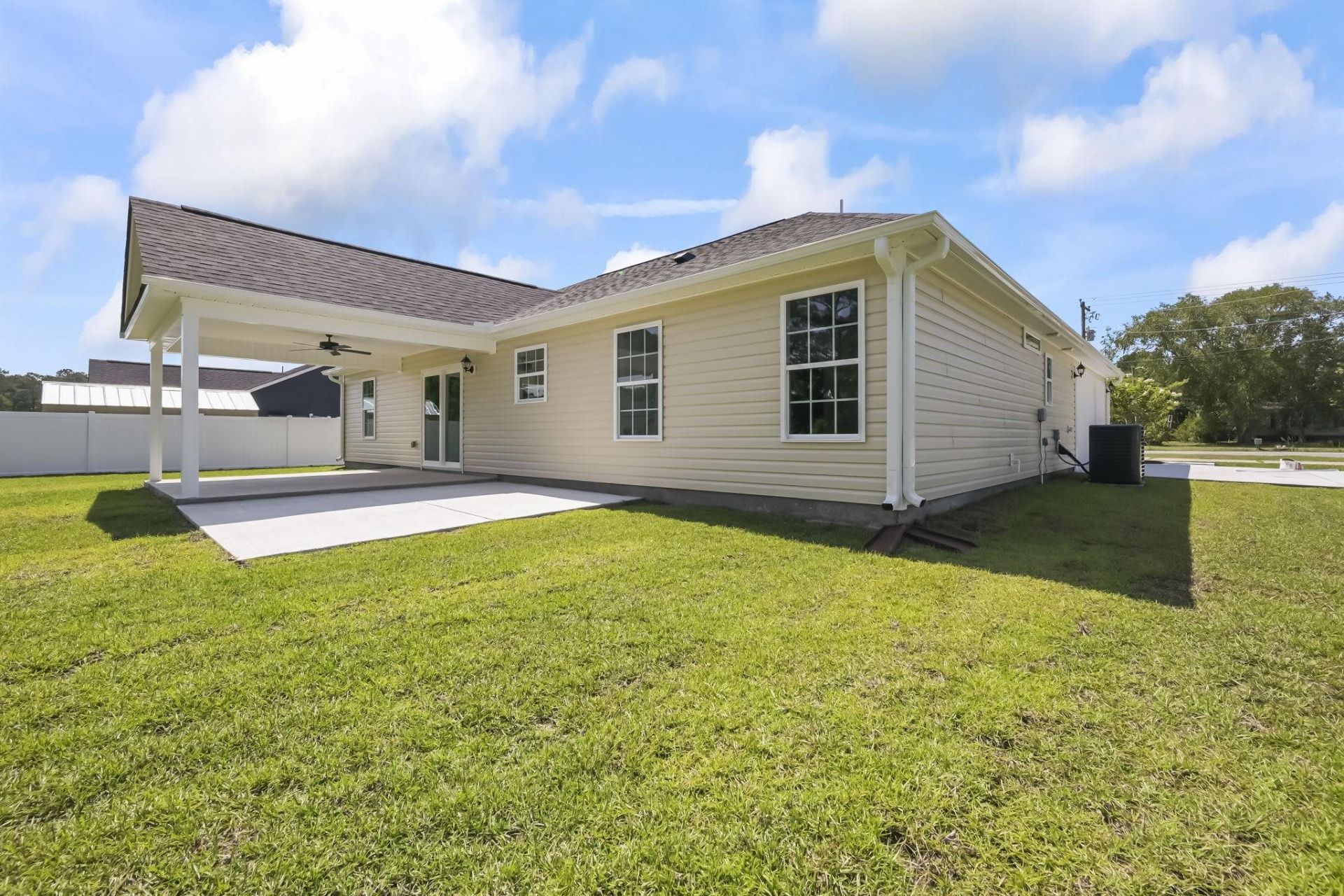 439 Pine Needle Dr. Photo 40