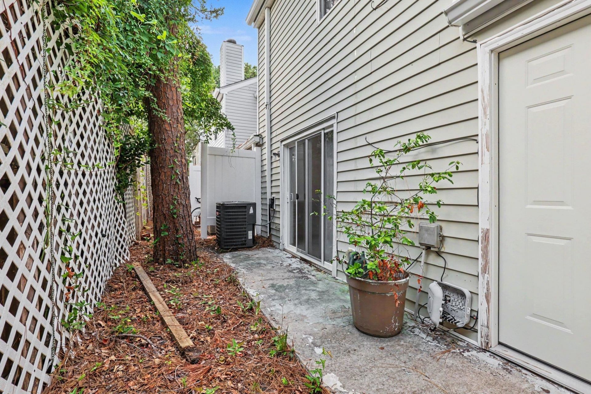 6703 Jefferson Pl. Photo 26