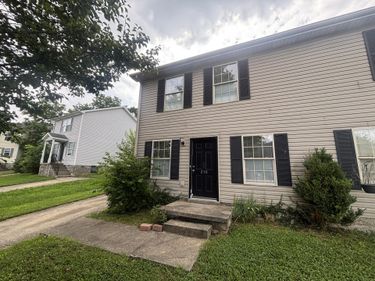 210 Maple Leaf Lane, Nicholasville, KY 40356