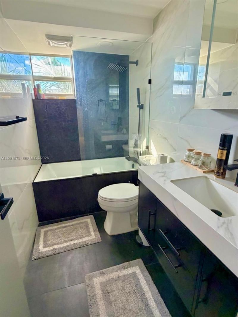 3111 N Ocean Dr, Unit 401, Hollywood, FL 33019 Photo