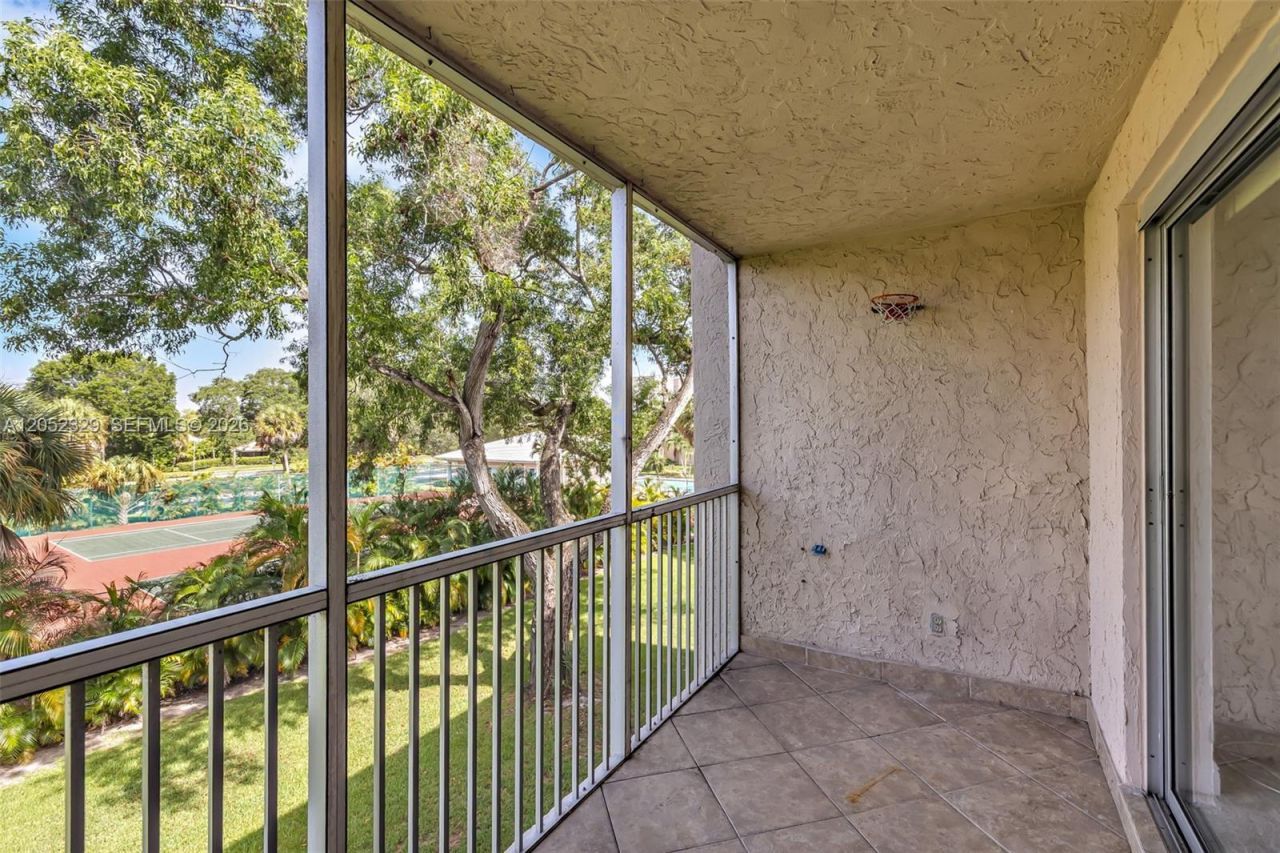 1100 NW 87th Ave , Unit 307, Coral Springs, FL 33071 Photo