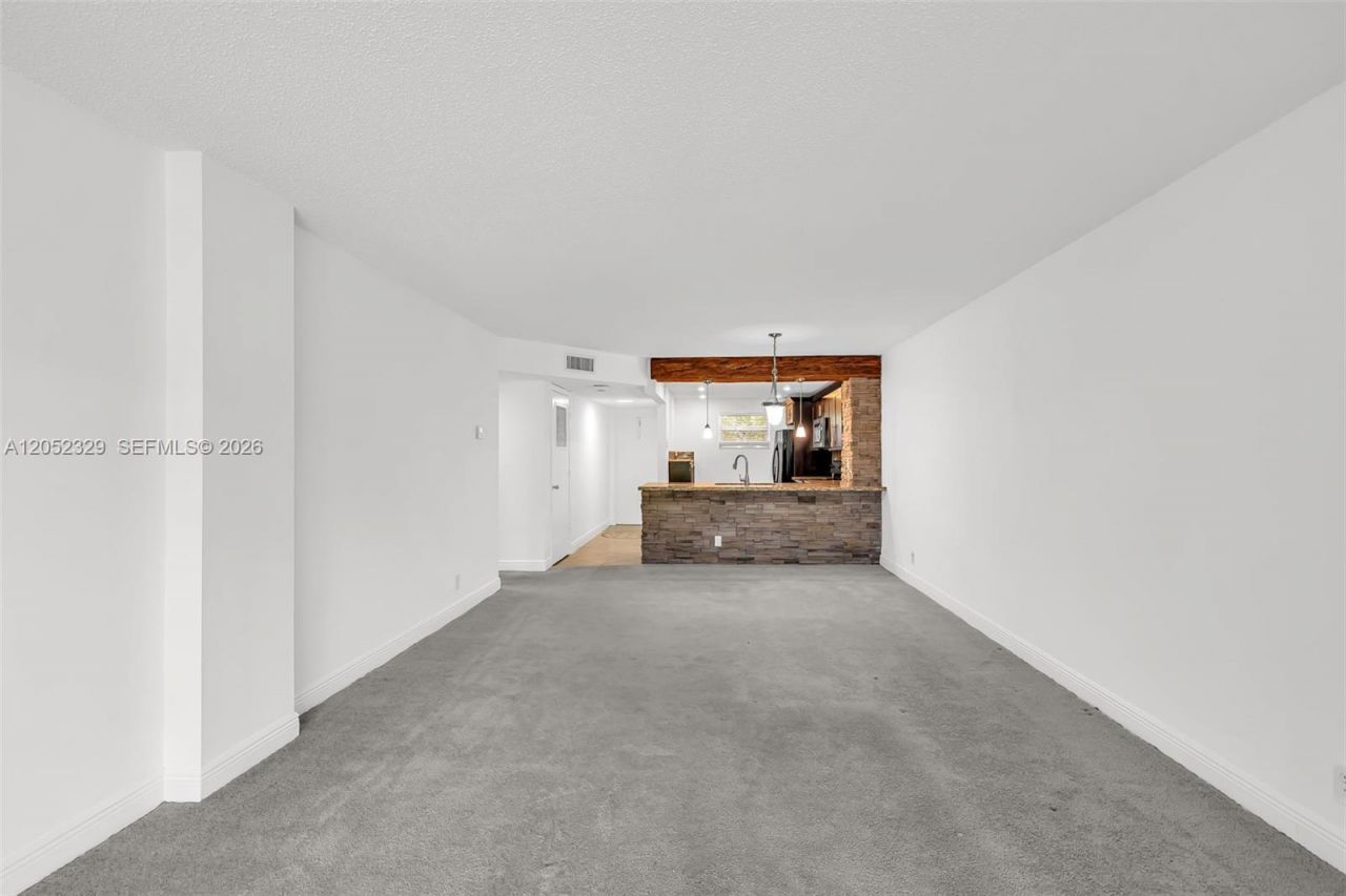1100 NW 87th Ave , Unit 307, Coral Springs, FL 33071 Photo