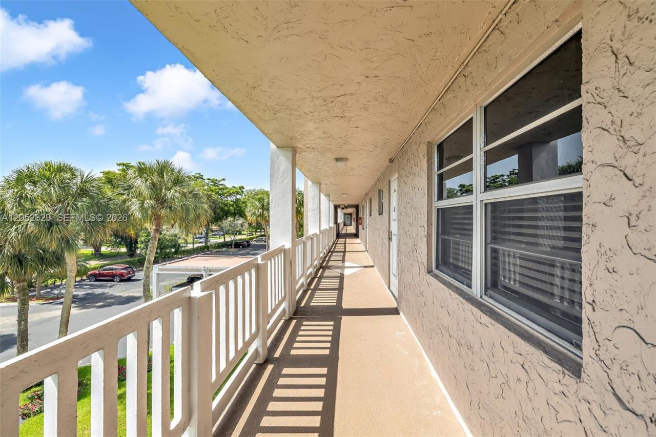 1100 NW 87th Ave , Unit 307, Coral Springs, FL 33071 Photo