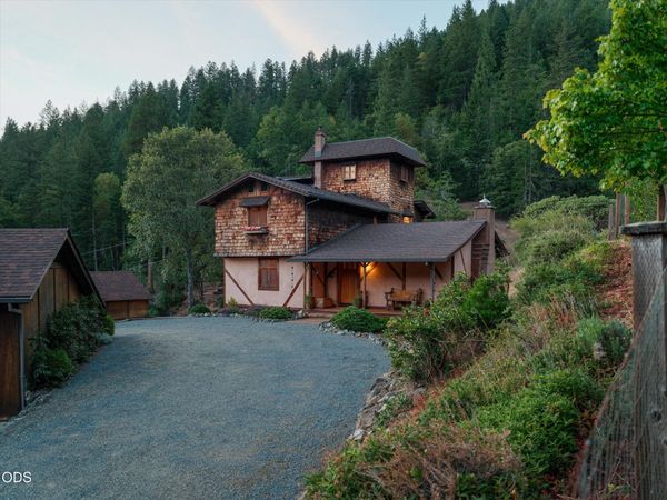 2603 Winona Road, Grants Pass, OR 97526