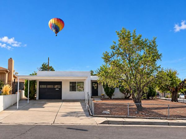 9400 Shoshone Road NE, Albuquerque, NM 87111