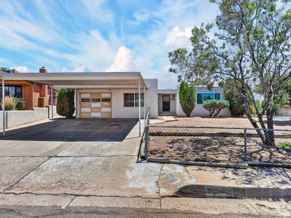 9400 Shoshone Road NE, Albuquerque, NM 87111