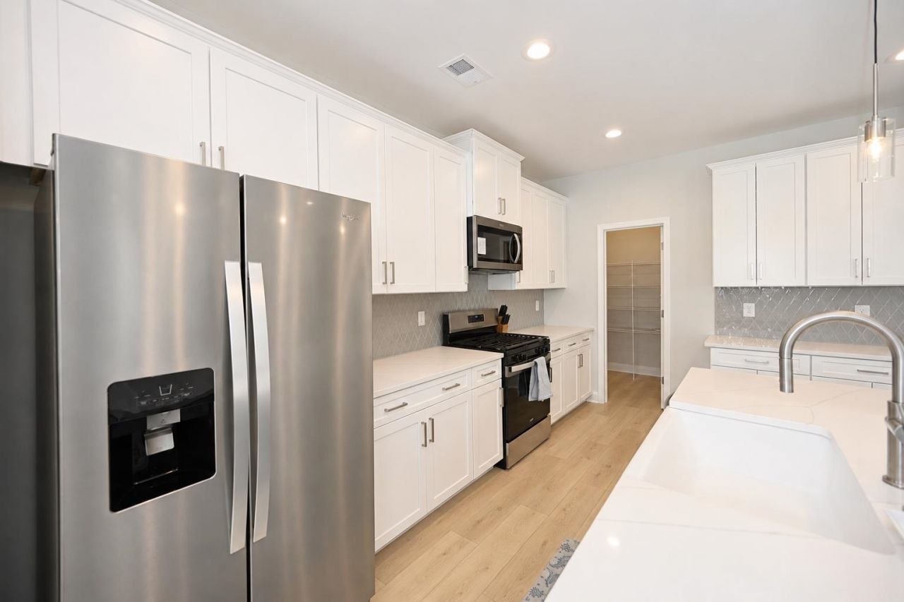 2524 Hillbourne Loop Photo 14