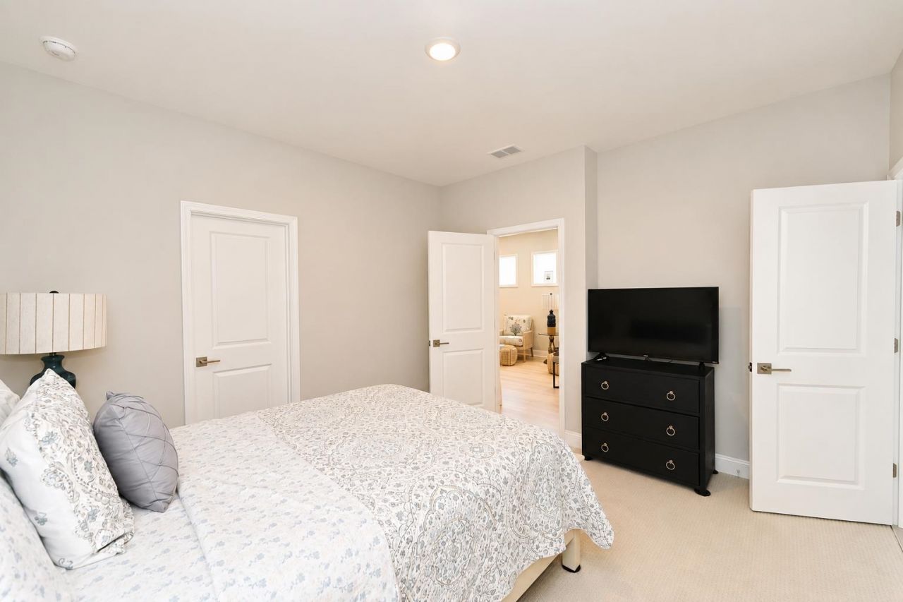 2524 Hillbourne Loop Photo 35