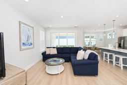 2524 Hillbourne Loop photo 4