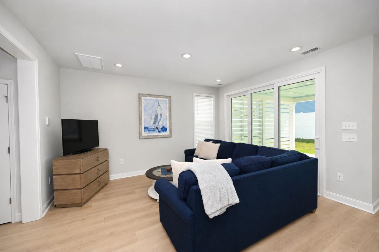 2524 Hillbourne Loop Photo 6
