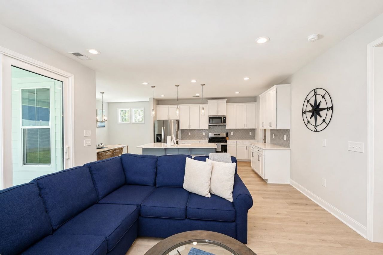 2524 Hillbourne Loop Photo 9
