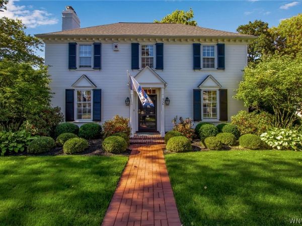 32 Saint Georges , Buffalo, NY 14222