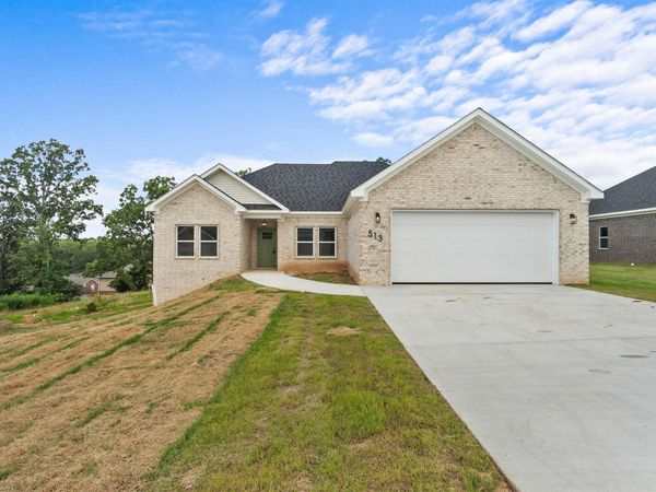 513 Madeleine Circle, Austin, AR 72007