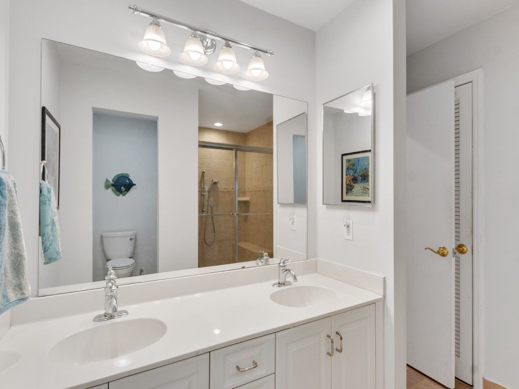 5060 Harmony Circle, Unit 102, Vero Beach, FL 32967 Photo