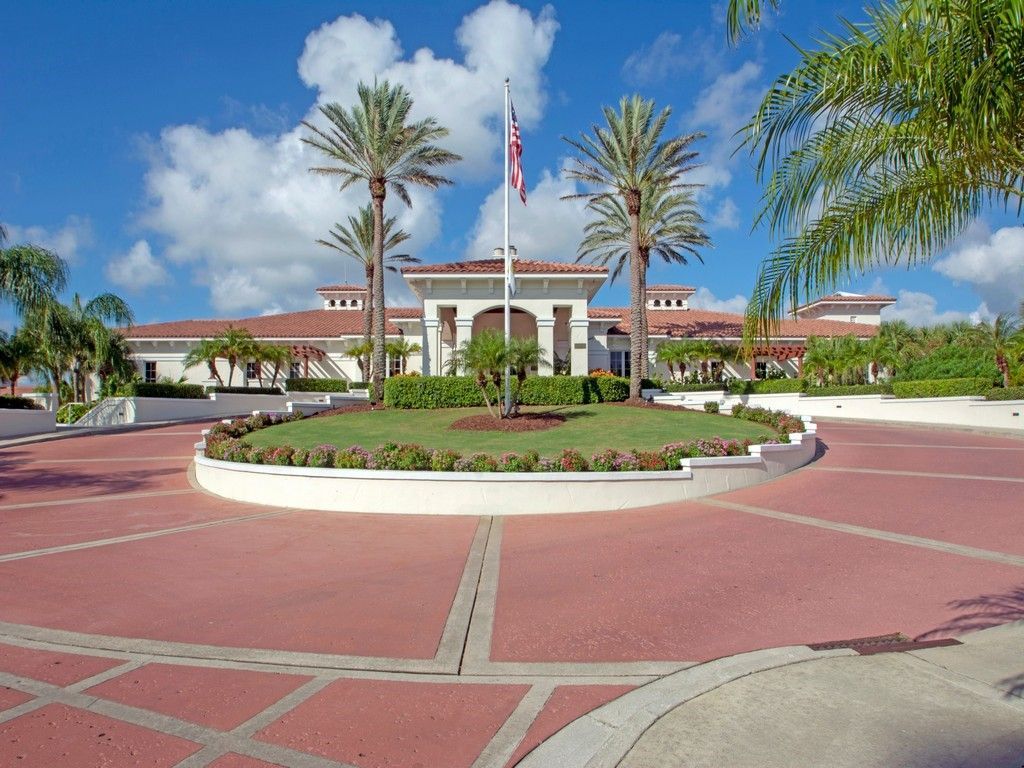 5060 Harmony Circle, Unit 102, Vero Beach, FL 32967 Photo