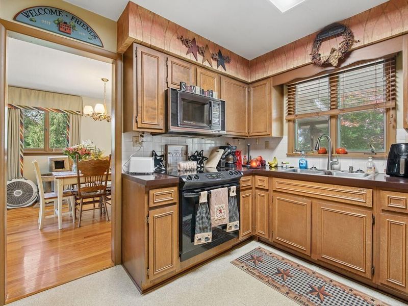 157 Spring Valley Drive SW, Granville, OH 43023 Photo 18