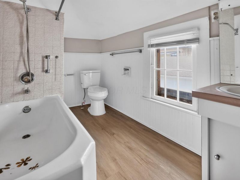 4 E Lamartine Street , Mount Vernon, OH 43050 Photo 13
