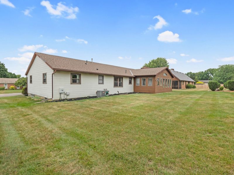 110 N Heatherhill Drive, Bellefontaine, OH 43311 Photo 37